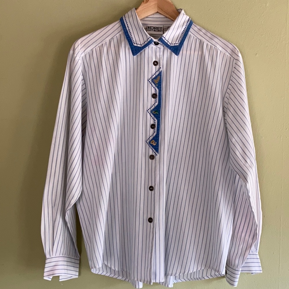 Koret City Blues // Size M // Button Down // Vintage